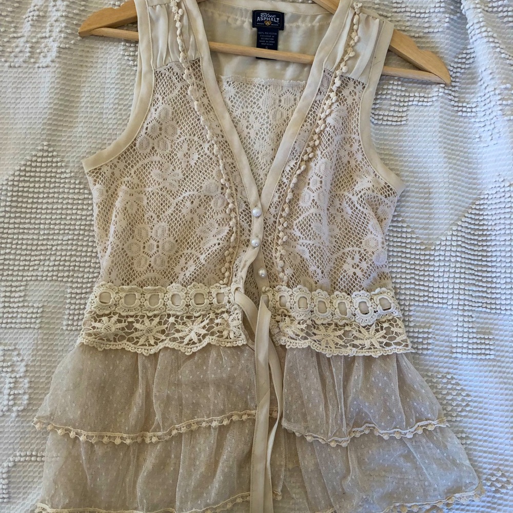 Lace top